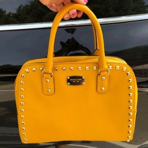 Michael Kors medium size purse